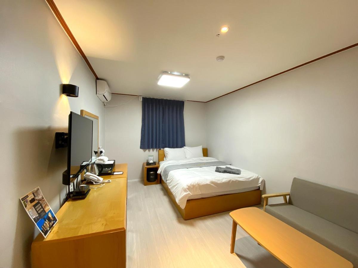 Suanbo Hot Spring Healing Hotel Chungju Exterior foto