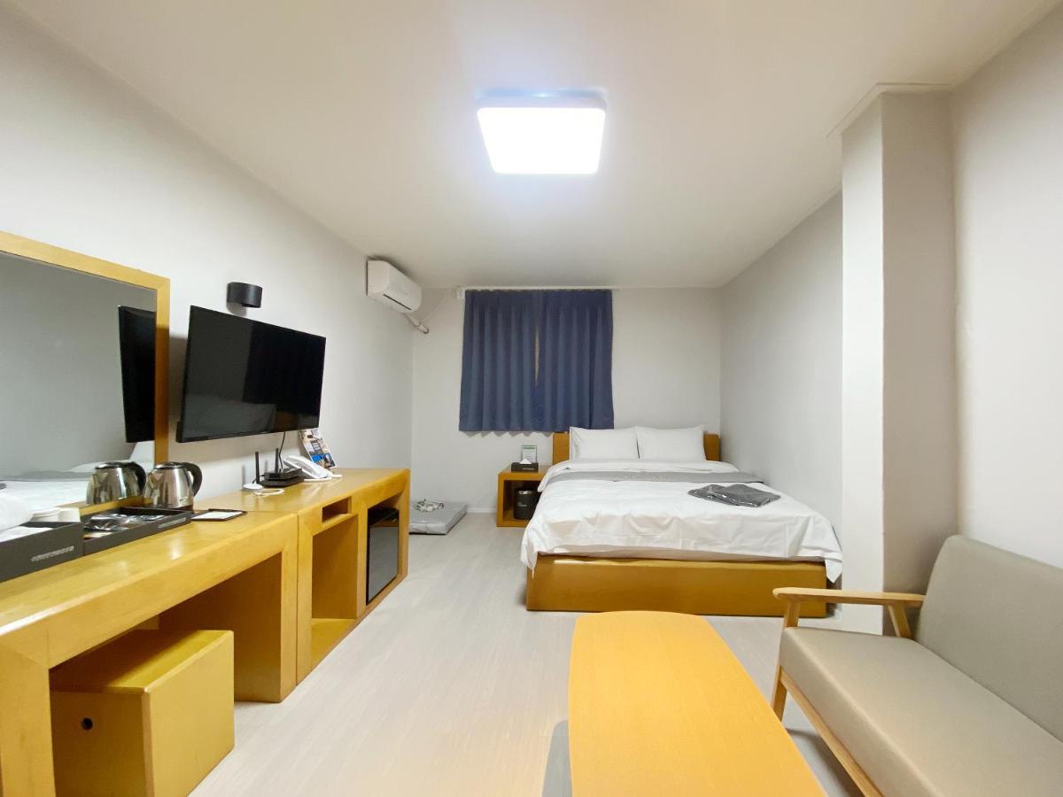 Suanbo Hot Spring Healing Hotel Chungju Exterior foto