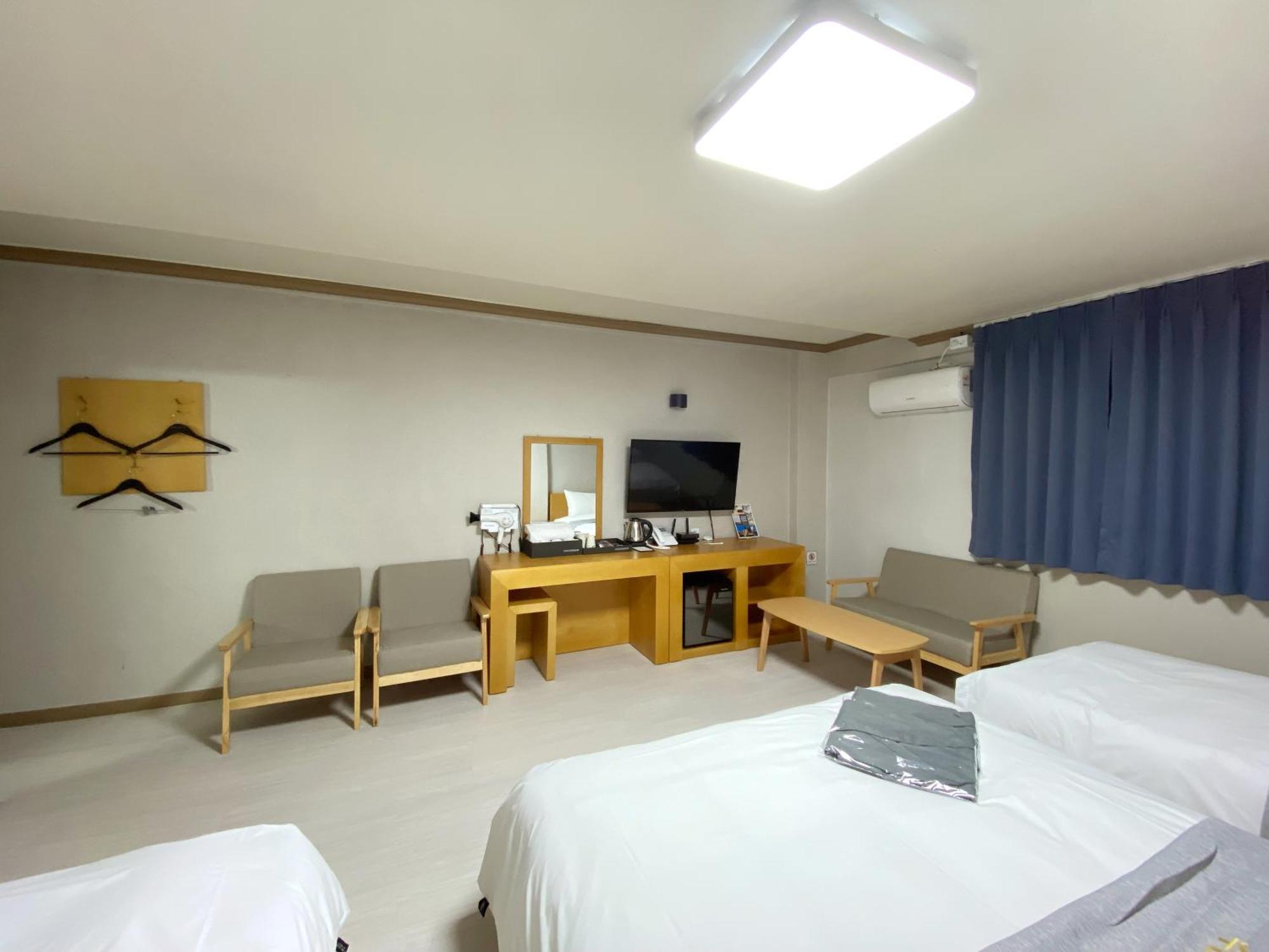 Suanbo Hot Spring Healing Hotel Chungju Exterior foto